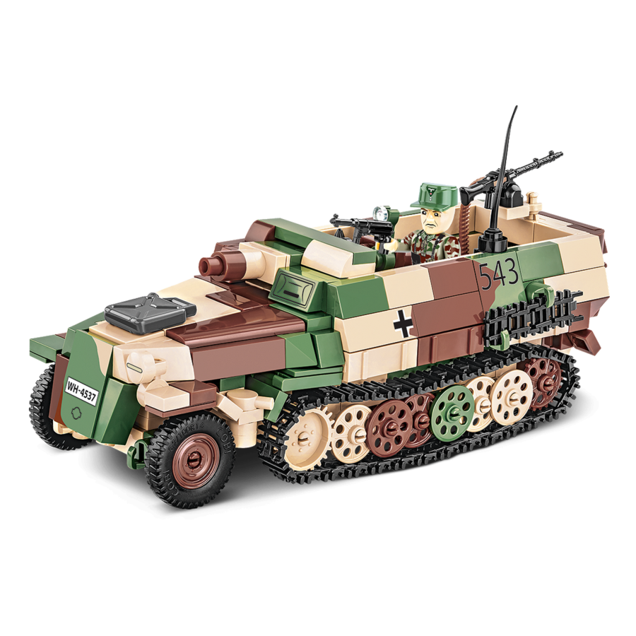 World War 2 - Sd.Kfz.251/9 Stummel Half-Track (485 Piece Kit)