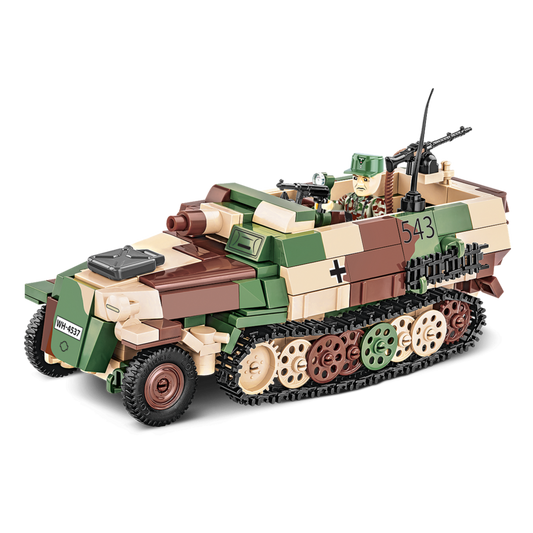 World War 2 - Sd.Kfz.251/9 Stummel Half-Track (485 Piece Kit)