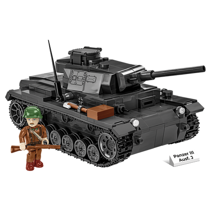 World War 2 - Panzer III Ausf.J (590 Piece Kit)