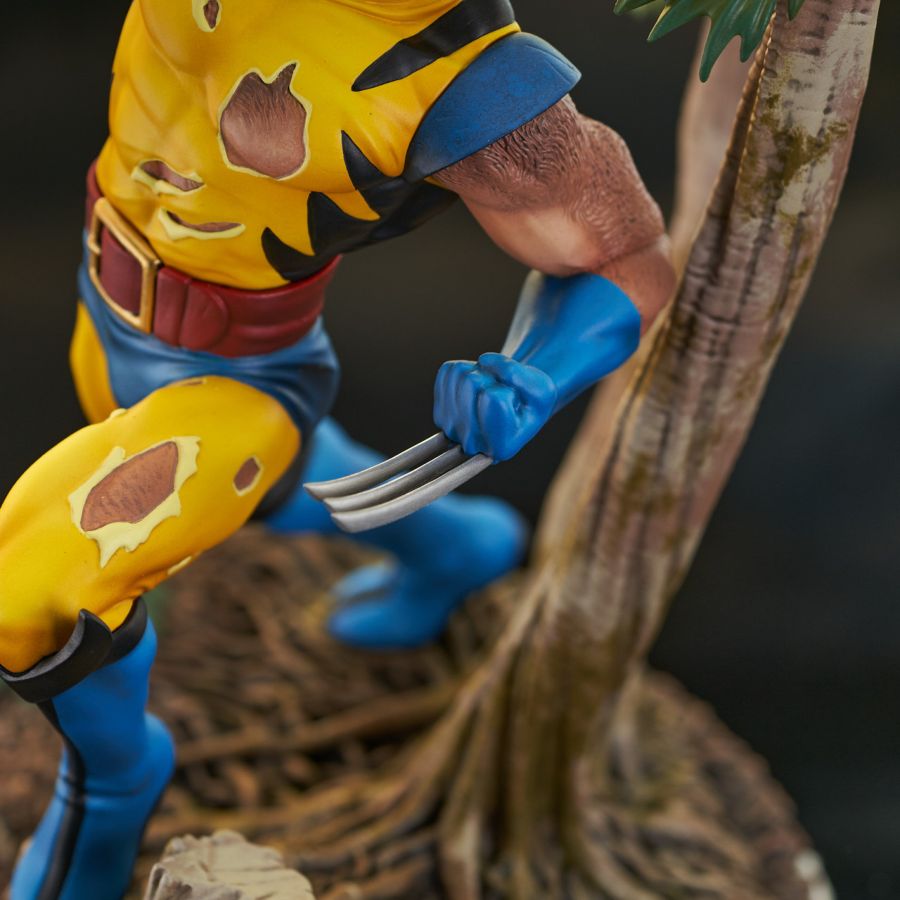 Marvel Comics - Wolverine 90's PVC Statue