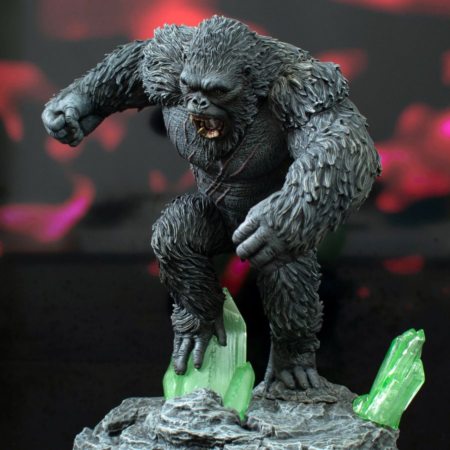 Godzilla x Kong - King Kong Deluxe Gallery PVC Statue