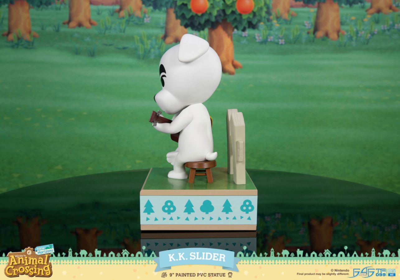 Animal Crossing - K.K. Slider PVC Statue