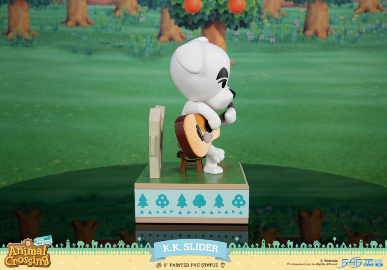 Animal Crossing - K.K. Slider PVC Statue