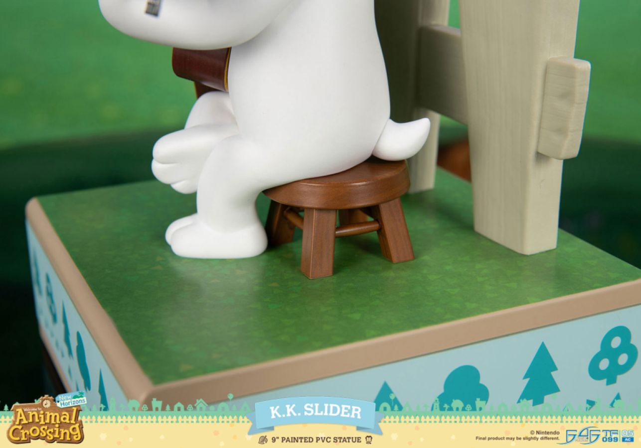 Animal Crossing - K.K. Slider PVC Statue