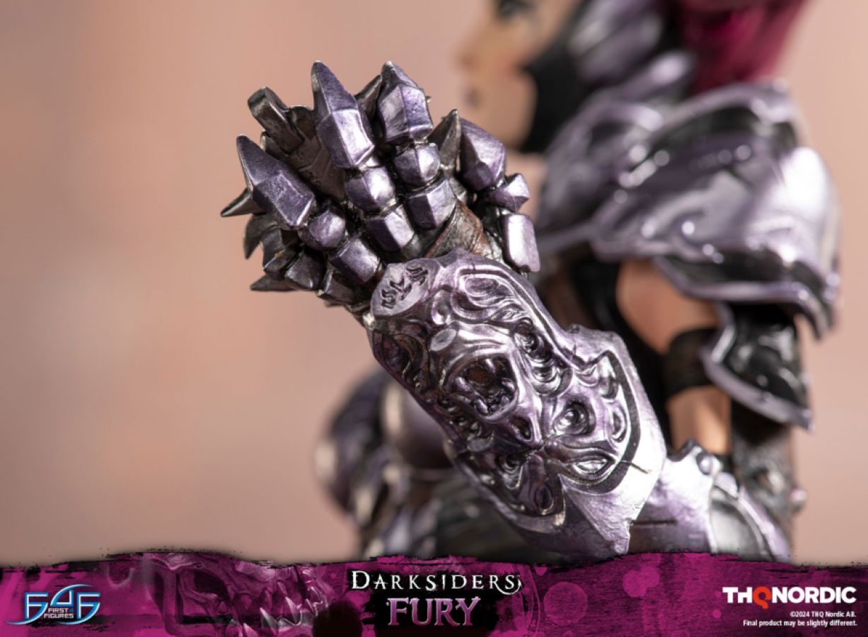 Darksiders - Fury Statue