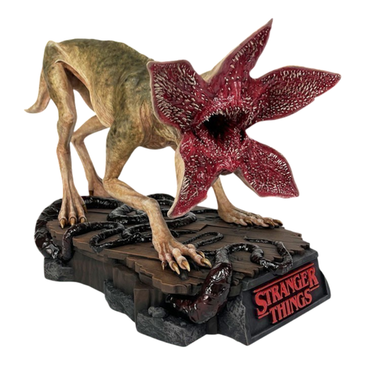 Stranger Things - Demodog 1:4 Scale Statue