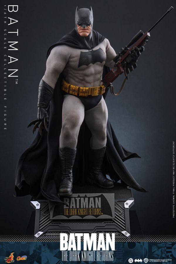 Batman: Dark Knight Returns - Batman 1:6 Scale Collectable Action Figure