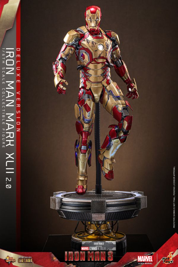 Iron Man 3 - Iron Man Mk 42 (2.0) Deluxe 1:6 Scale Collectable Action Figure