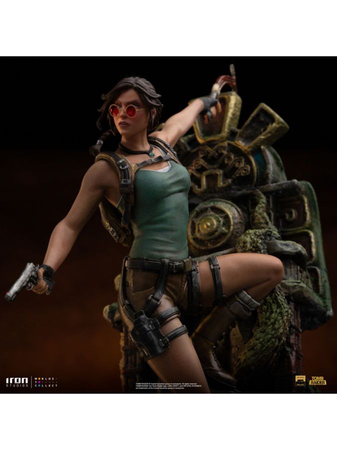 Tomb Raider - Lara Croft Deluxe 1:10 Scale Statue