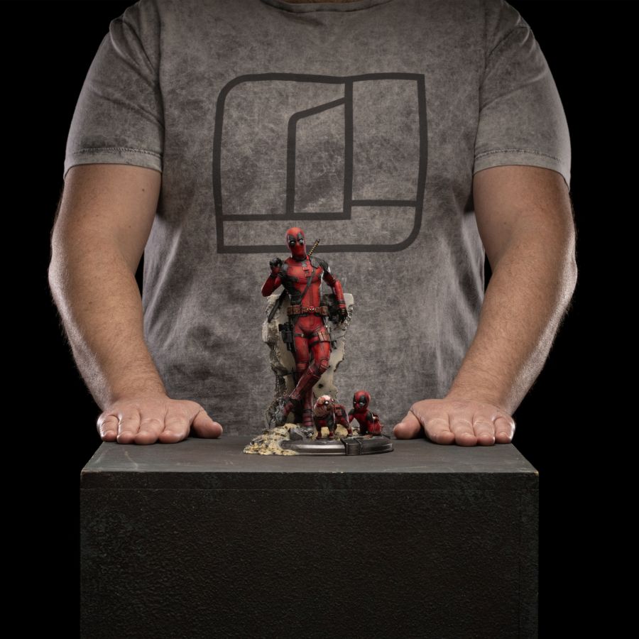 Deadpool & Wolverine - Deadpool 1:10 Statue