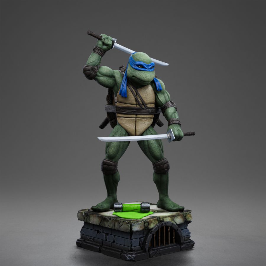 Teenage Mutant Ninja Turtles (1990) - Leonardo 1:10 Scale Statue