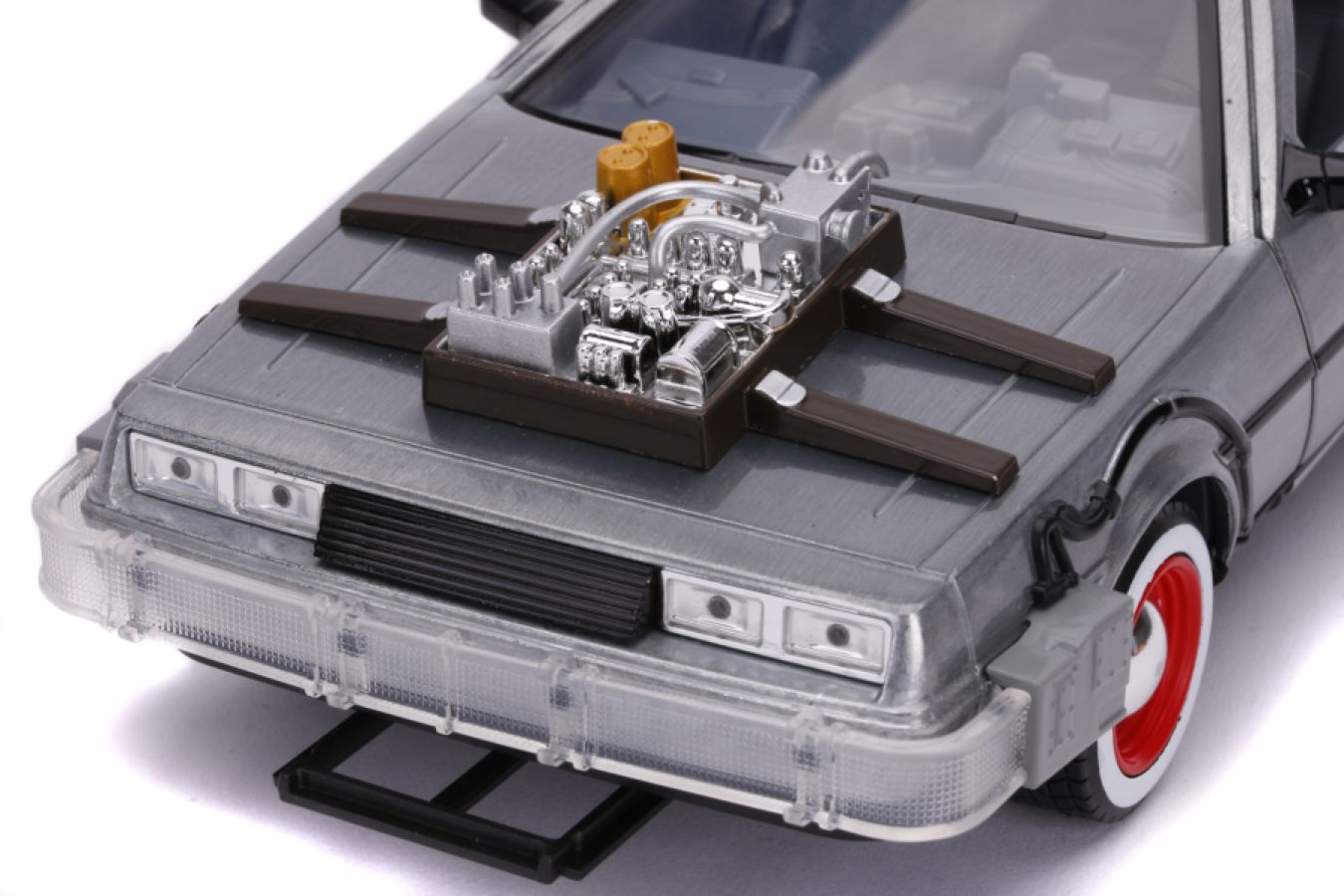 Back to the Future Part III - Time Machine Raw Metal 1:24 Scale Hollywood Ride