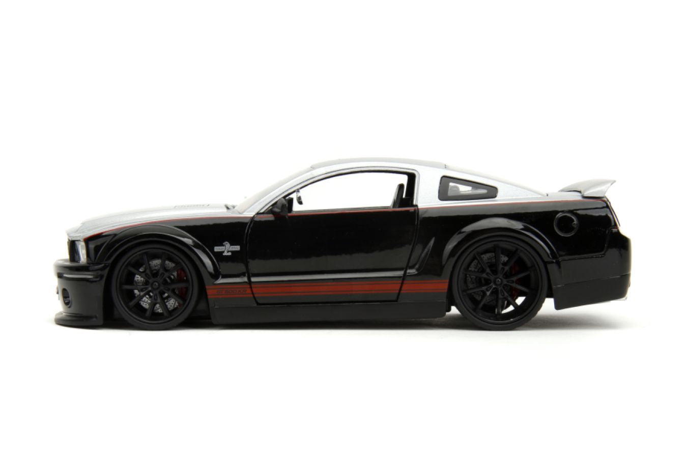 Big Time Muscle - 2008 Ford Mustang Shelby GT500 1:24 Scale Diecast Vehicle