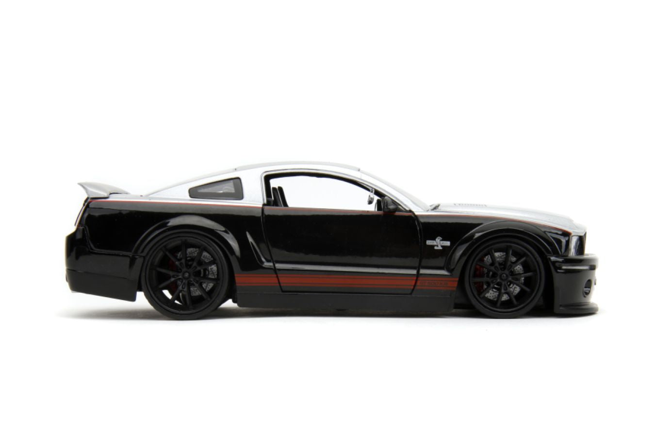 Big Time Muscle - 2008 Ford Mustang Shelby GT500 1:24 Scale Diecast Vehicle