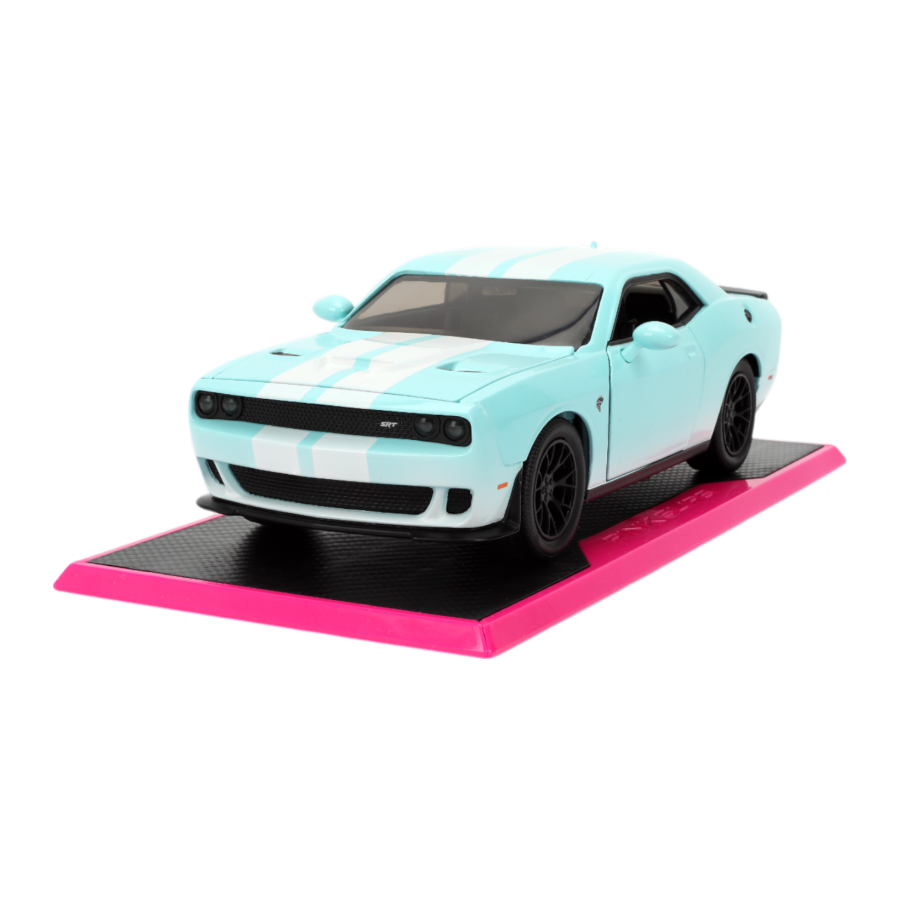 Pink Slips - 1:24 Scale 2015 Dodge Challenger SRT Hellcat Diecast Vehicle