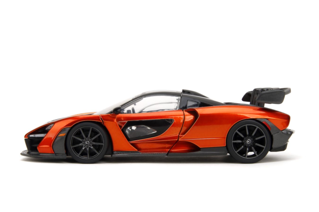 Pink Slips - McLaren Senna 1:24 Scale Diecast Vehicle