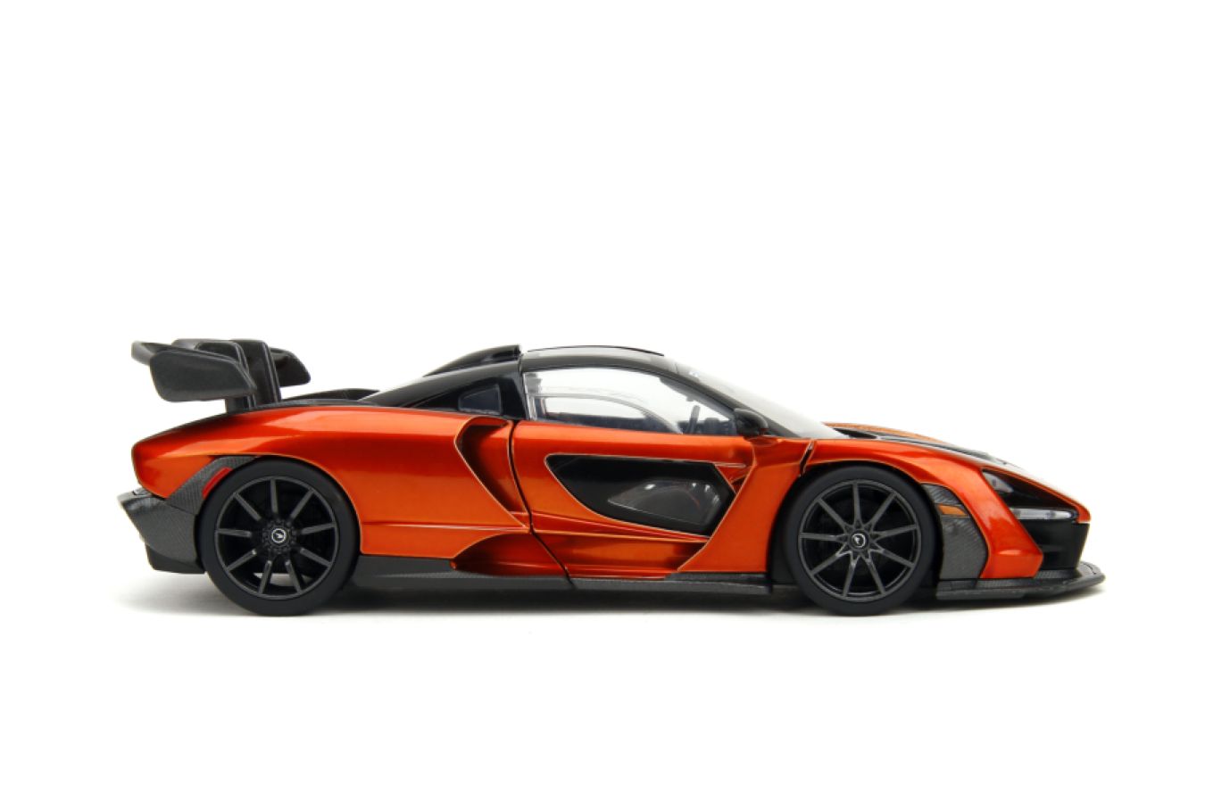 Pink Slips - McLaren Senna 1:24 Scale Diecast Vehicle