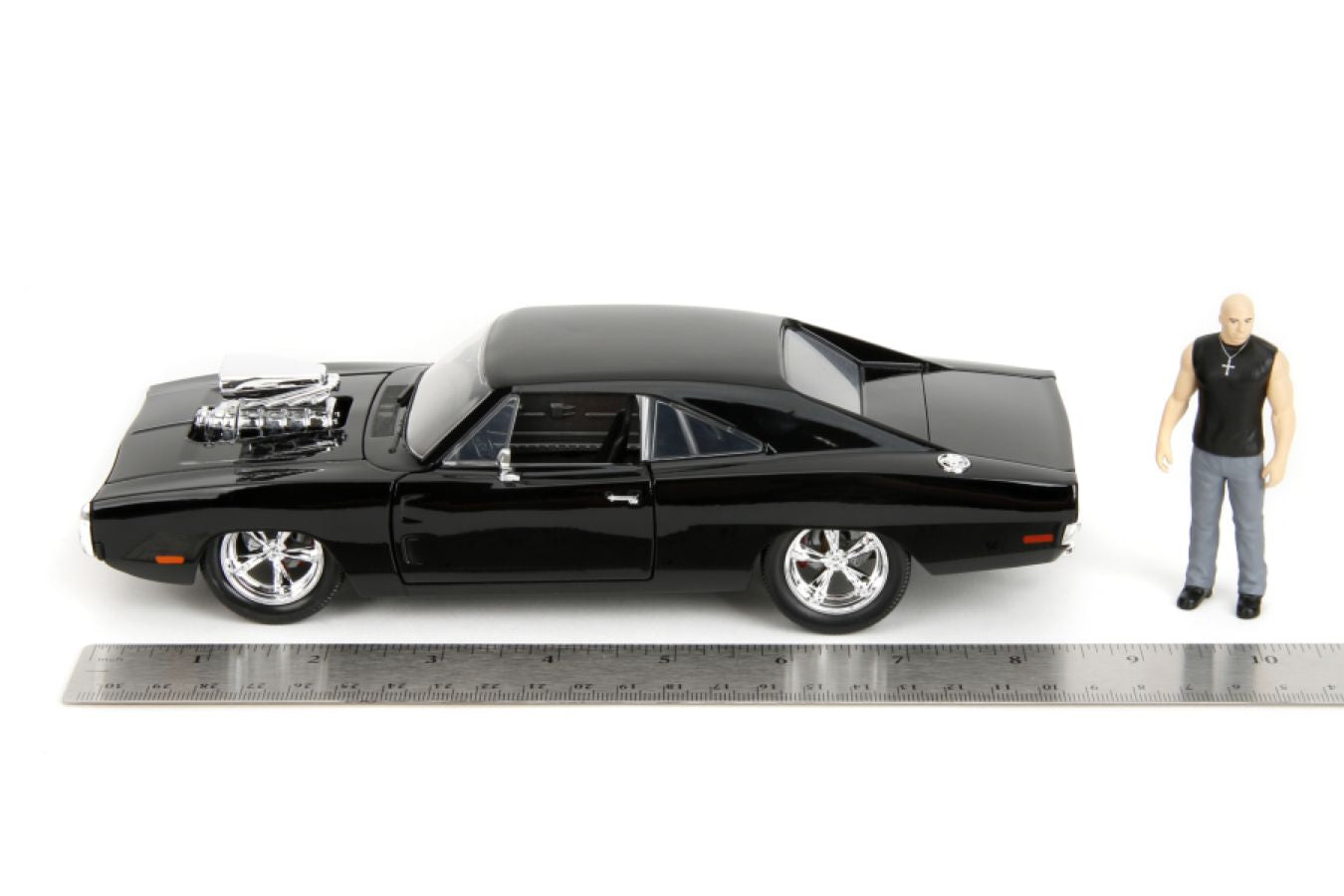 Hollywood Rides - 1970 Dodge Charger w/Dom Toretto 1:24 Diecast Set