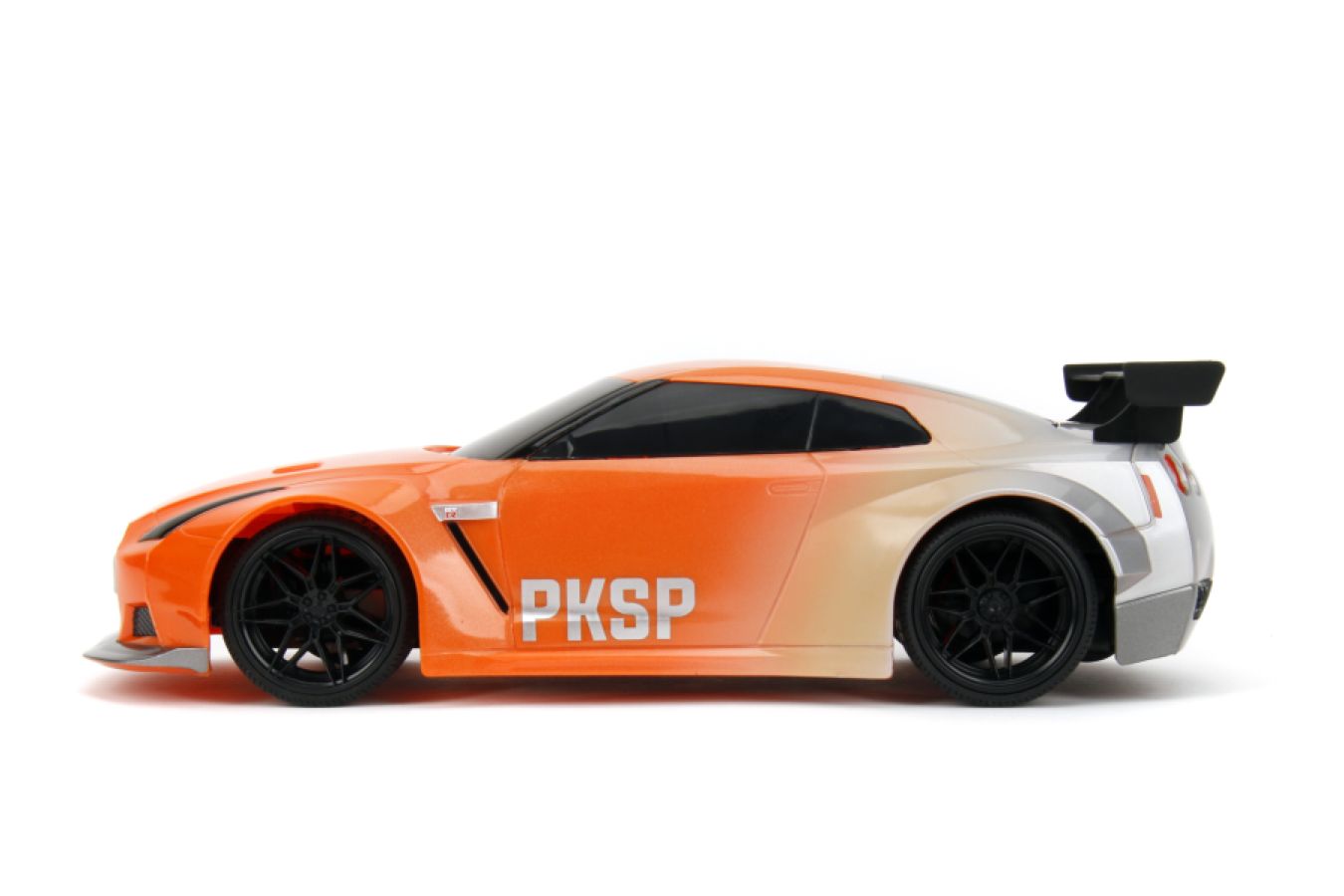 Pink Slips - 2009 Nissan Skyline GTR R35 1:16 Scale Remote Control Car