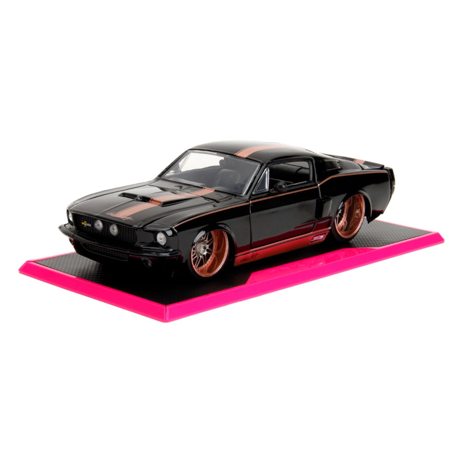 Pink Slips - 1967 Ford Mustang Shelby GT500 1:24 Scale Diecast Vehicle