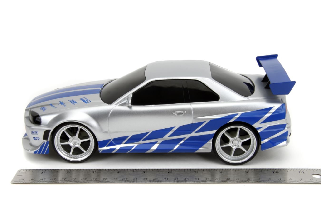 Fast & Furious - 2002 Nissan Skyline GT-R (BNR34) 1:16 Scale Remote Control Car