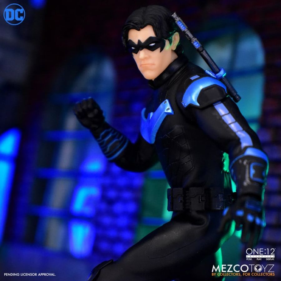 Batman - Nightwing One:12 Collective Figure