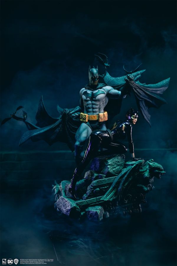 Batman - Batman & Catwoman Reunion 1:4 Scale Statue