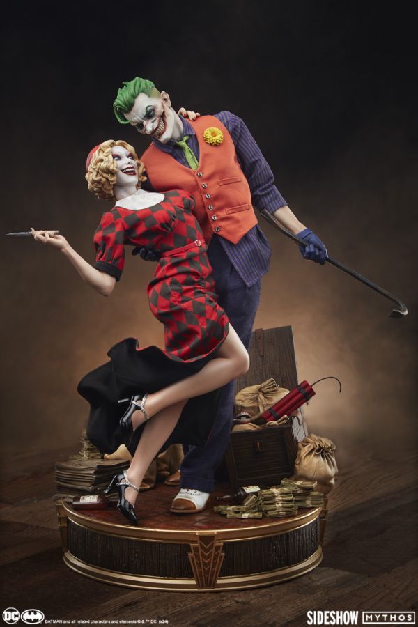 DC Comics - The Joker & Harley Quinn (Lawless Love) Diorama