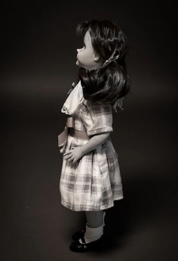 The Twilight Zone - Talky Tina 1:1 Doll