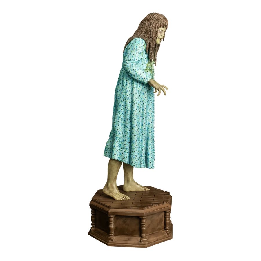 Exorcist - Regan Statue