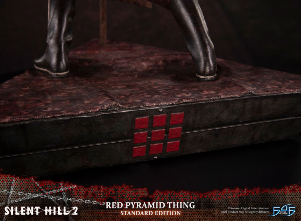 Silent Hill 2 - Red Pyramid Thing Statue