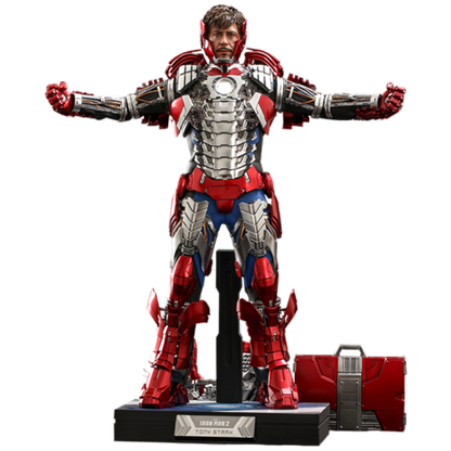 Iron Man 2 - Tony Stark Mark V Suit Up Deluxe 1:6 Scale 12" Action Figure