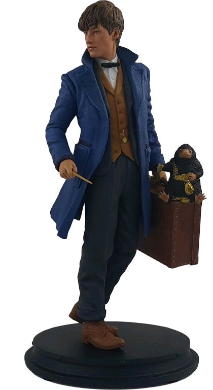 Fantastic Beasts and Where to Find Them - Newt with Niffler Statue - Ozzie Collectables