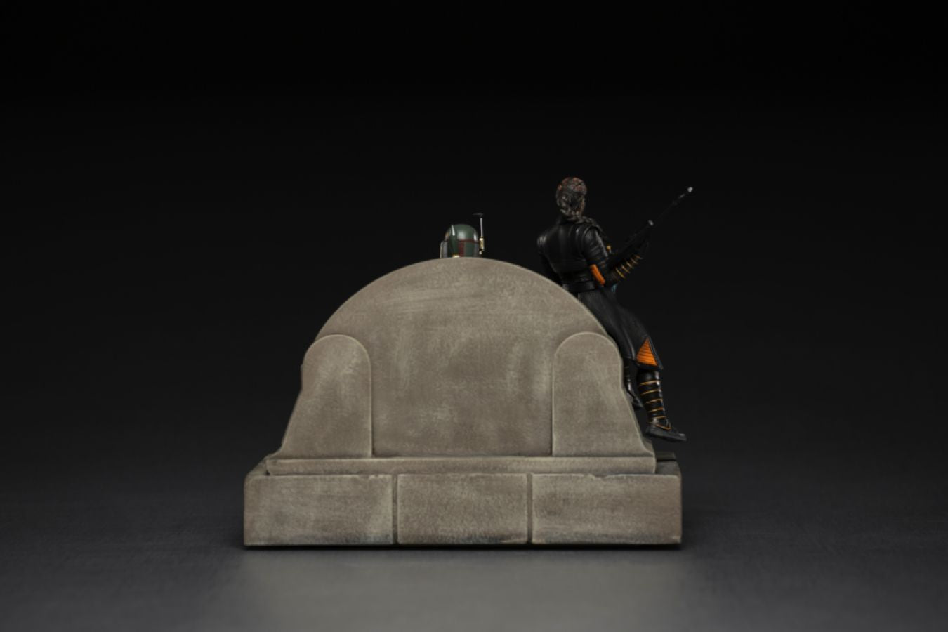 Star Wars: The Mandalorian - Boba Fett & Fennec Shand on Throne Deluxe 1:10 Scale Statue