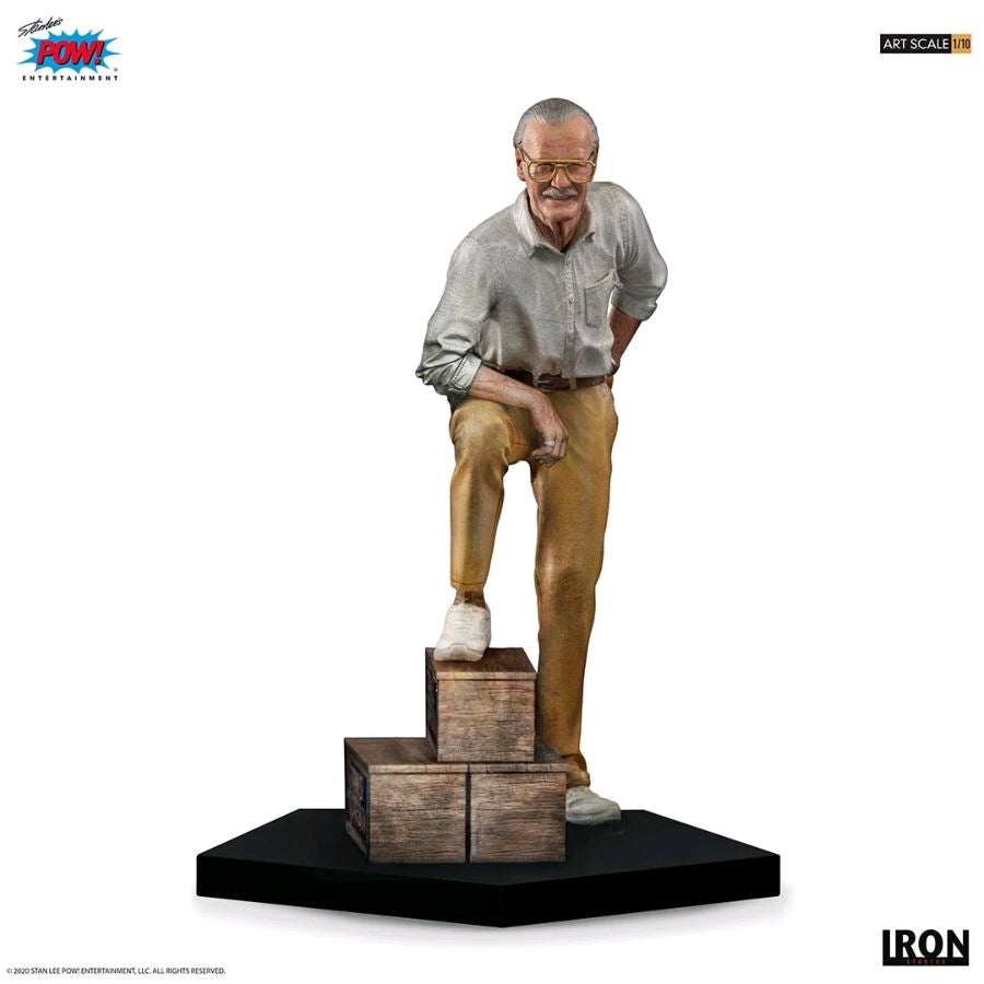 Stan Lee - 1:10 Scale Statue