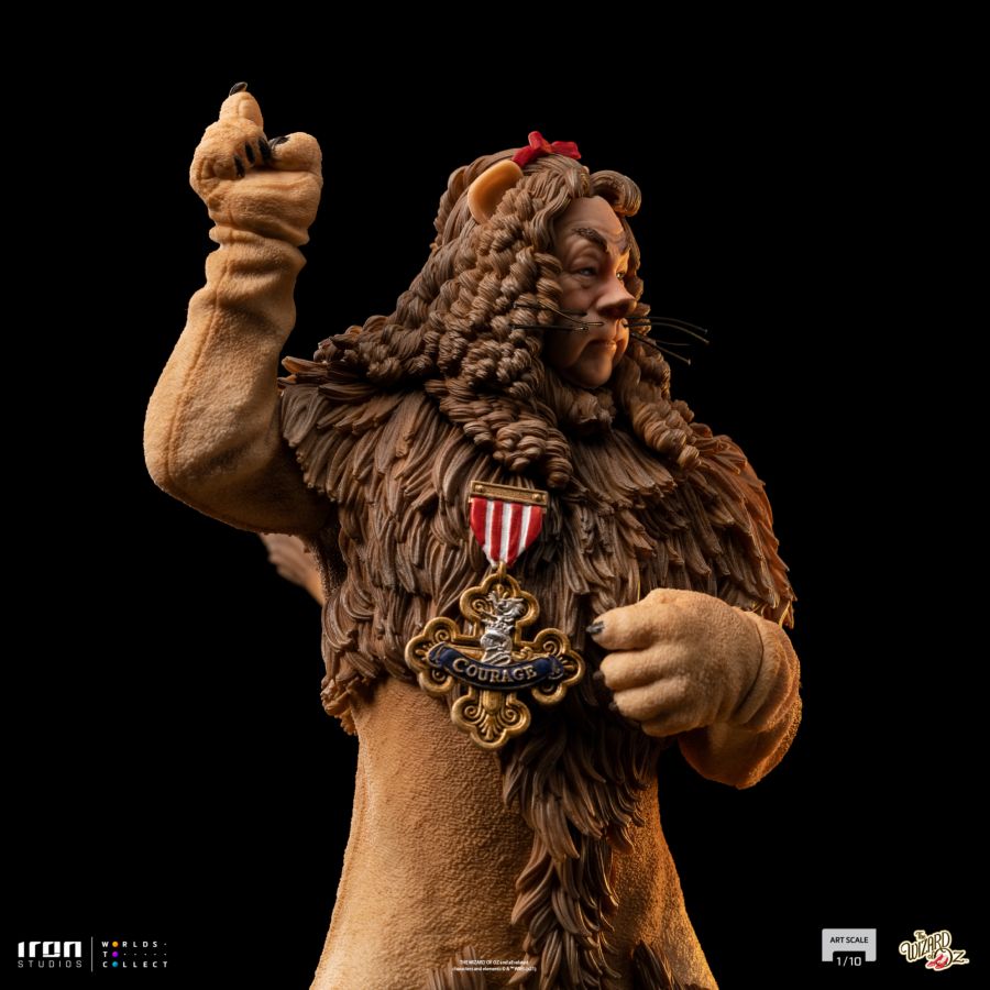 Wizard of Oz - Cowardly Lion 1:10 Scale Statue