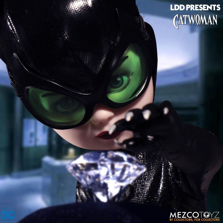 LDD Presents - Catwoman (comic) - Ozzie Collectables