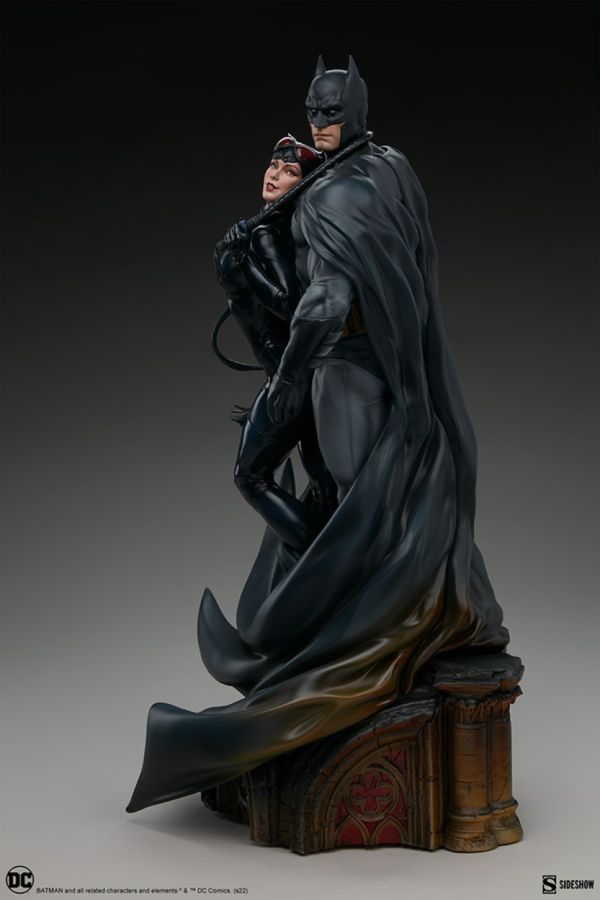 DC Comics - Batman & Catwoman Diorama