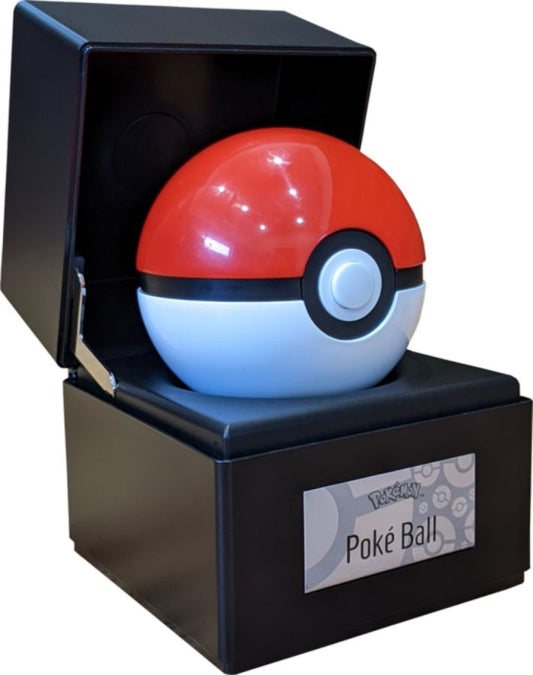 Pokemon - Poke Ball Prop Replica