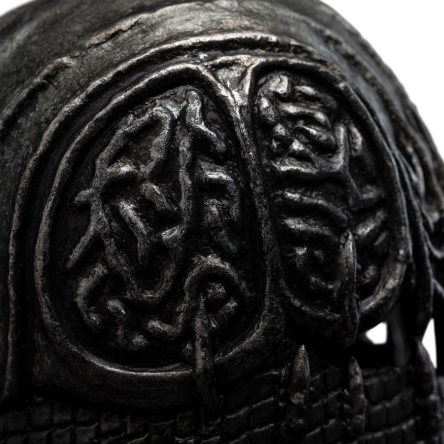 The Hobbit - Helm of the Ringwraith of Rhun 1:4 Scale Replica