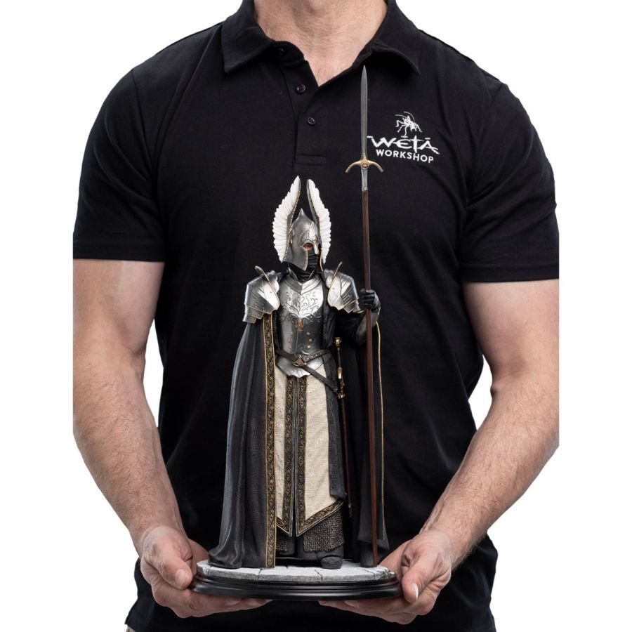 The Lord of the Rings - Fountain Guard of Gondor Statue